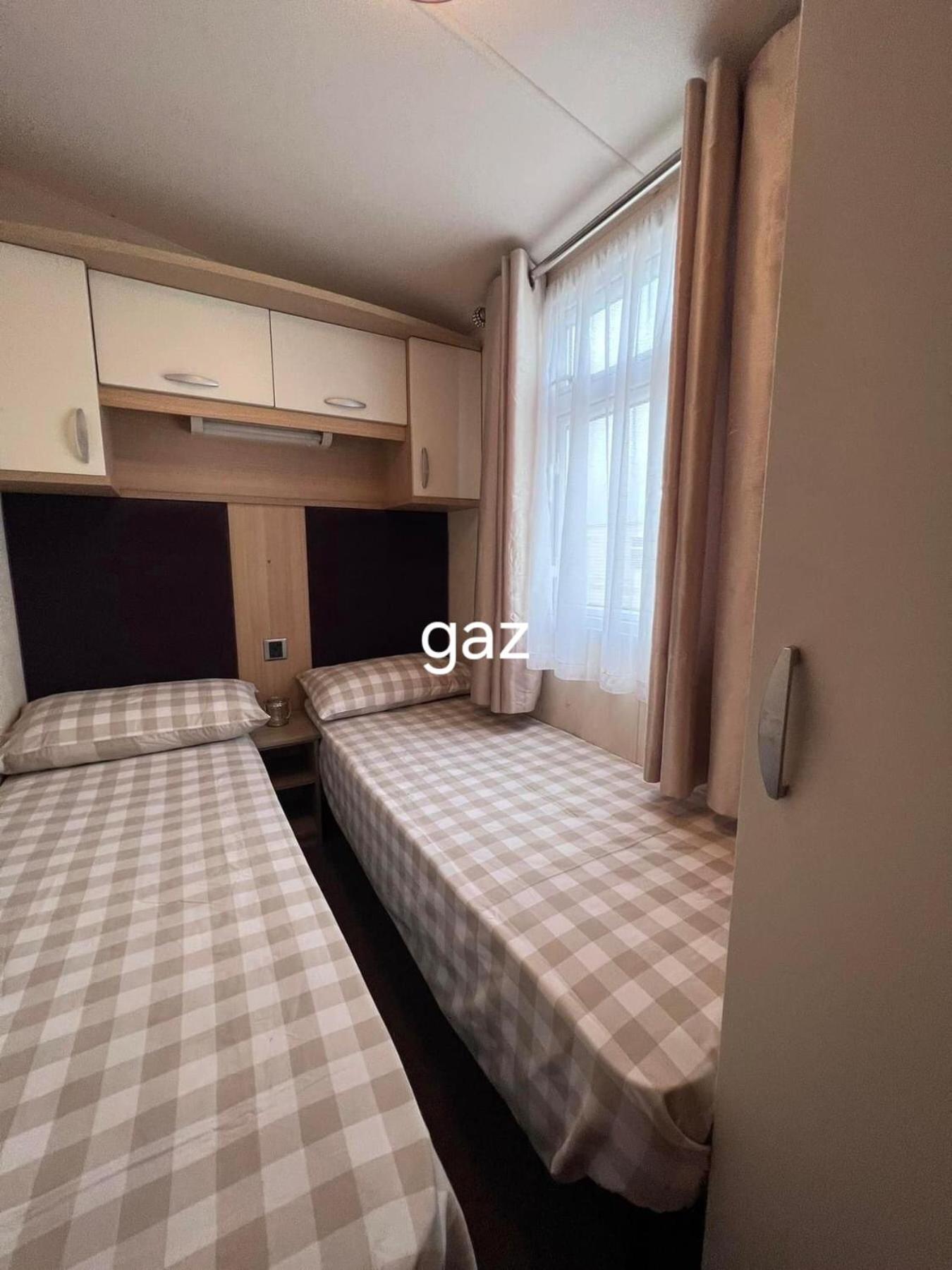 Gaz N Max Hotel Abergele Exterior foto