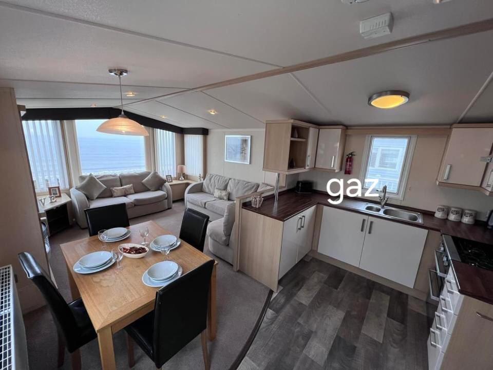 Gaz N Max Hotel Abergele Exterior foto